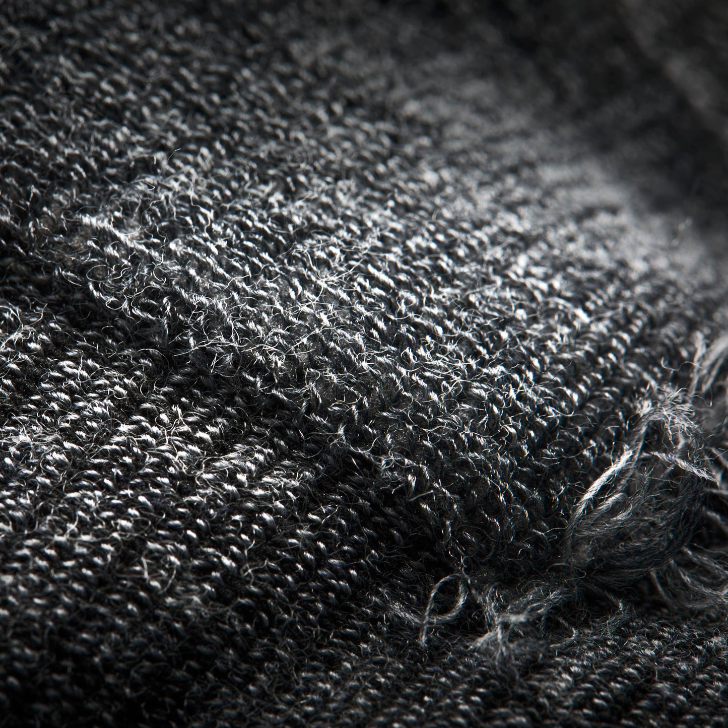 wizwool-merino-sokker-MidWeight-geoff-anderson-closeup-7.jpg