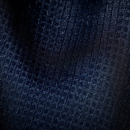 Ezmar-Light-Kortaermet-Blaa-Geoff-Anderson-Closeup-1.jpg