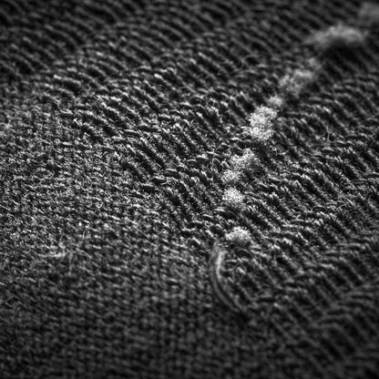 wizwool-merino-sokker-LightWeight-geoff-anderson-closeup-7.jpg